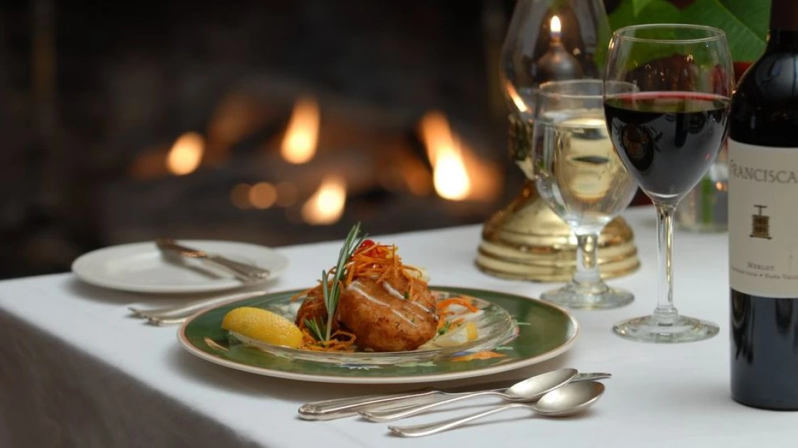 (設備轉讓) 上環持細牌酒牌靚裝修西餐廳