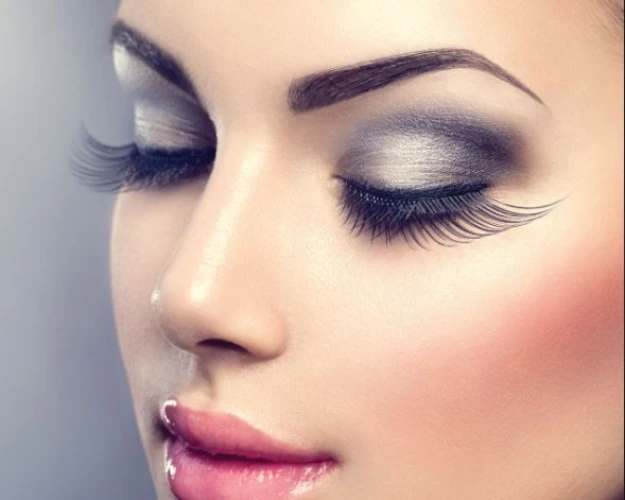 上環連客底美睫店(Sang)