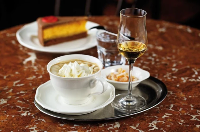 10年品牌賺錢細牌酒牌cafe 